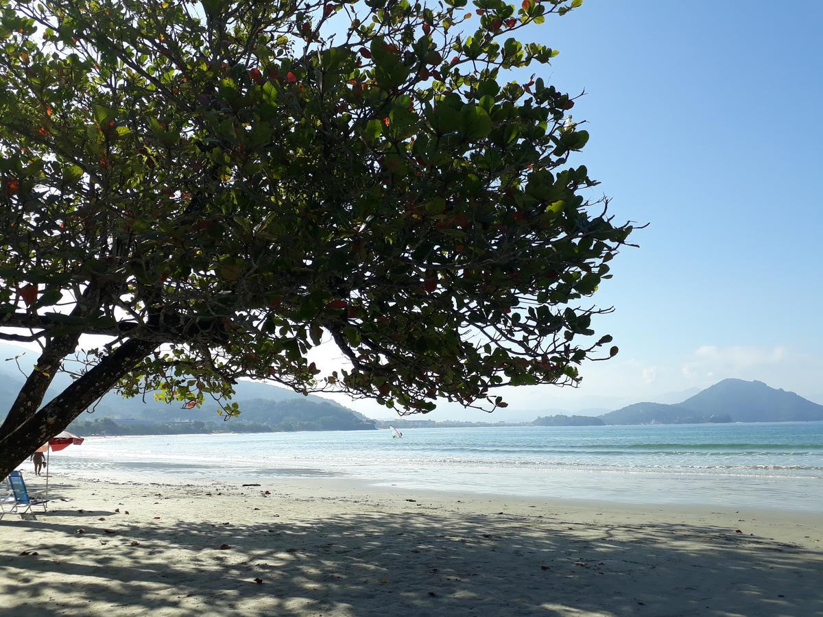 Pe Na Areia Apto 708 Ubatuba Bagian luar foto