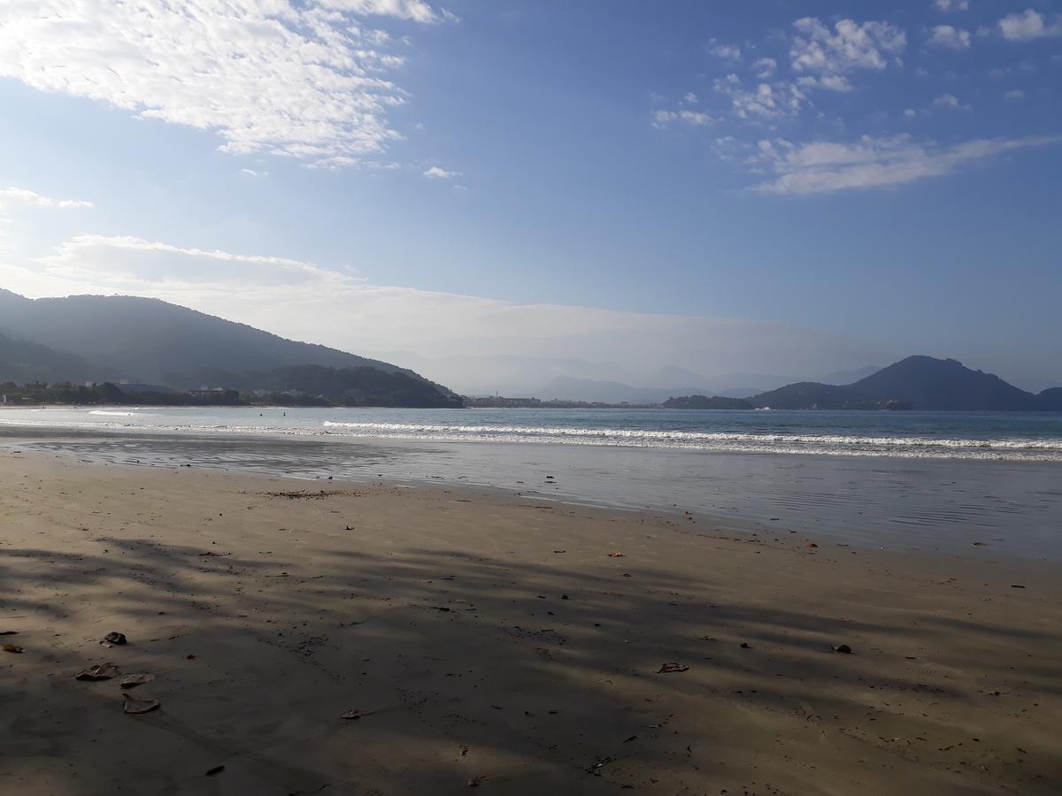 Pe Na Areia Apto 708 Ubatuba Bagian luar foto